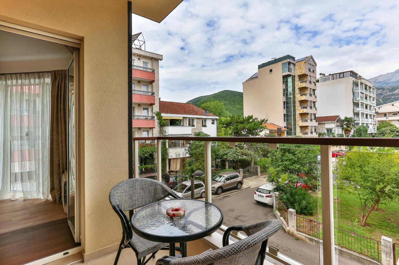 Montesun Boka Apartments Budva Extérieur photo